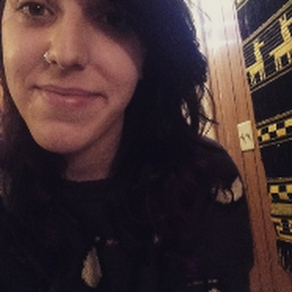 Meet your Posher, Dana